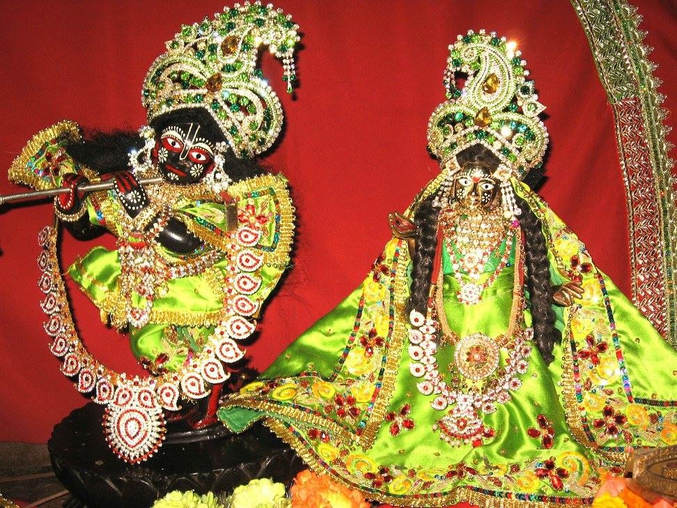 idols of radha shyam sundar