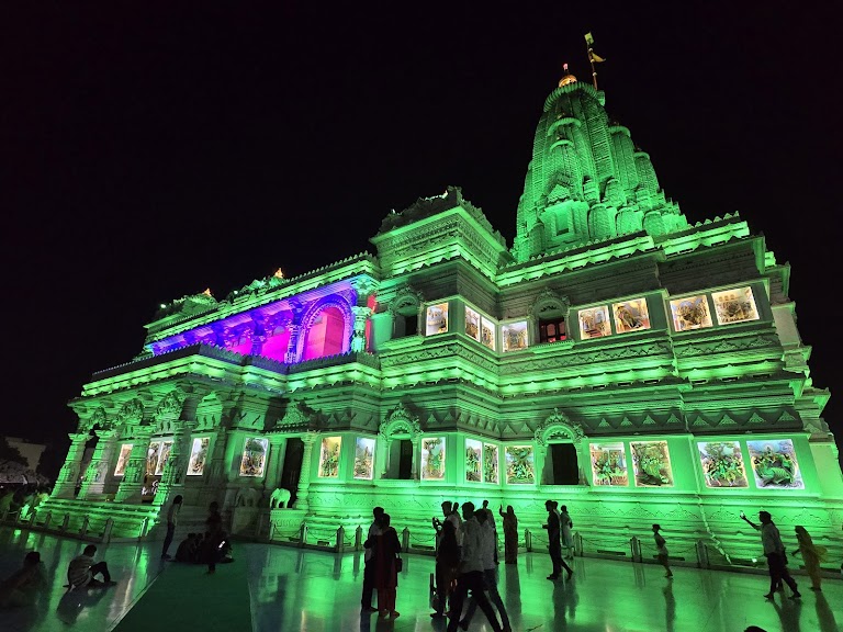 prem mandir night show