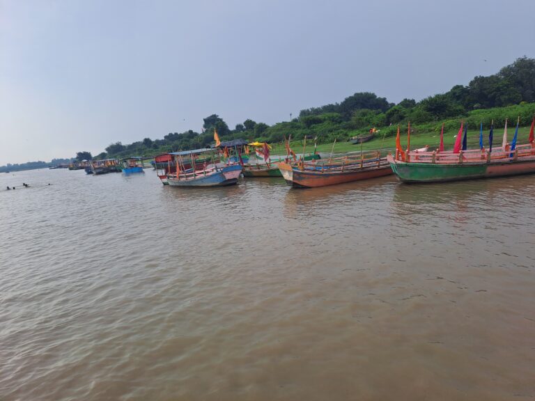 yamuna river at vishram ghat