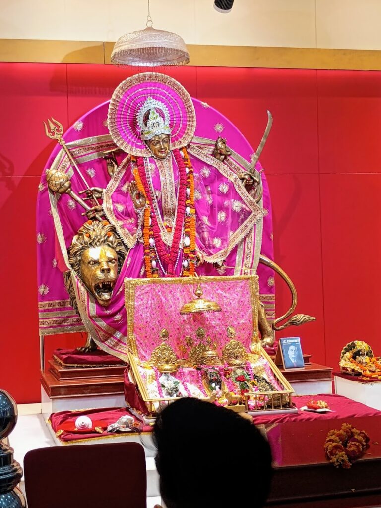 main ditties of maa Vaishno devi temple vrindavan