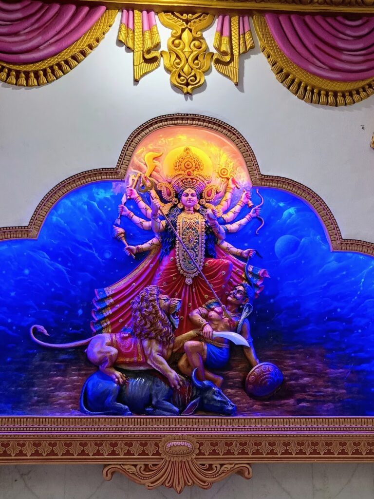 photo of maa kali inside Vaishno devi temple vrindavan