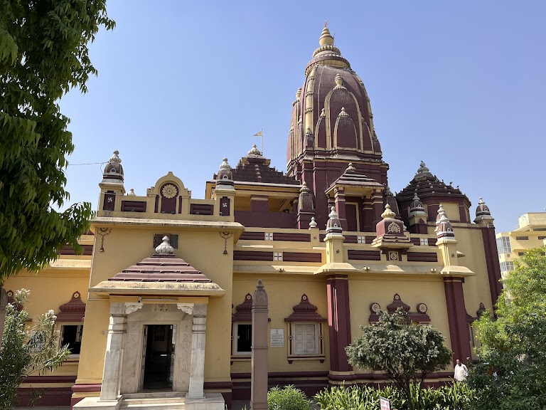 front of birla mandir mathura